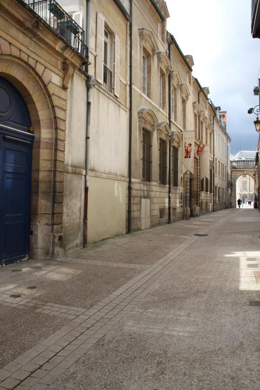 Les Bons Enfants Apartment